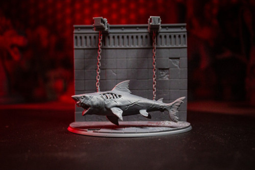 Zincirlenmiş Dehşet "Jaws'ın Hücresi" (3D Baskı Diorama)
