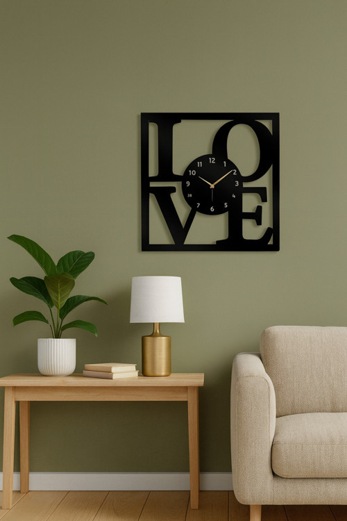Dekoratif LOVE Yazılı Siyah Metal Duvar Saati – Ev & Ofis Dekoru