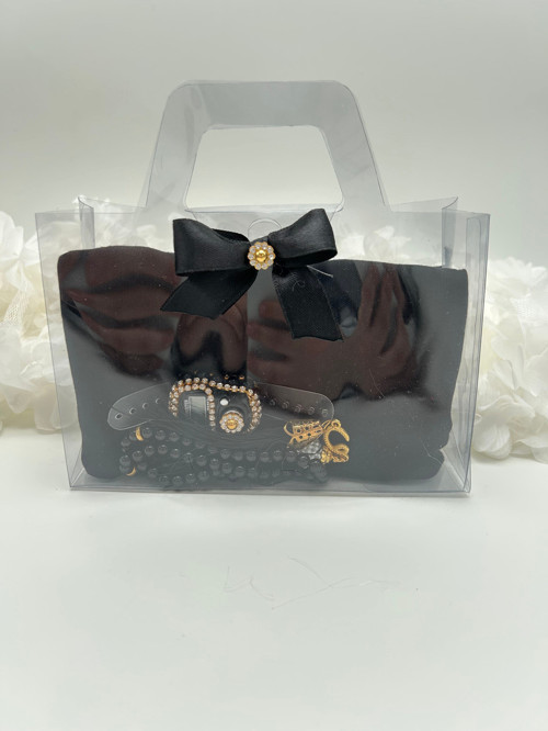 1 Adet Çanta Görünümlü Kutu İçinde Flamlı Örtü, İnci Tesbih Ve Taşlı Zikirmatik Hediyelik Set