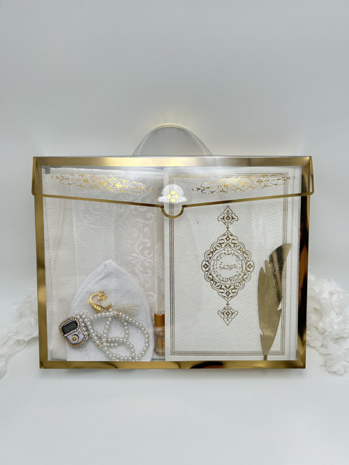 7 Parça 16X24 Kuran- Kerimli Hediyelik Kutulu Erkek Bohça Seti ( Umre Hac Hediyesi)