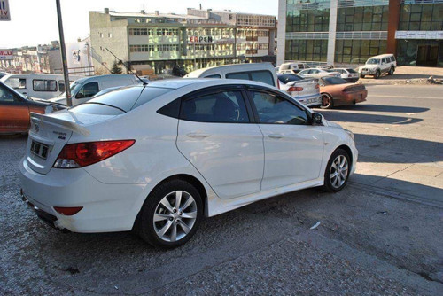 s Hyundai Accent Blue Yan Marşpiyel Seti (Sağ-Sol)