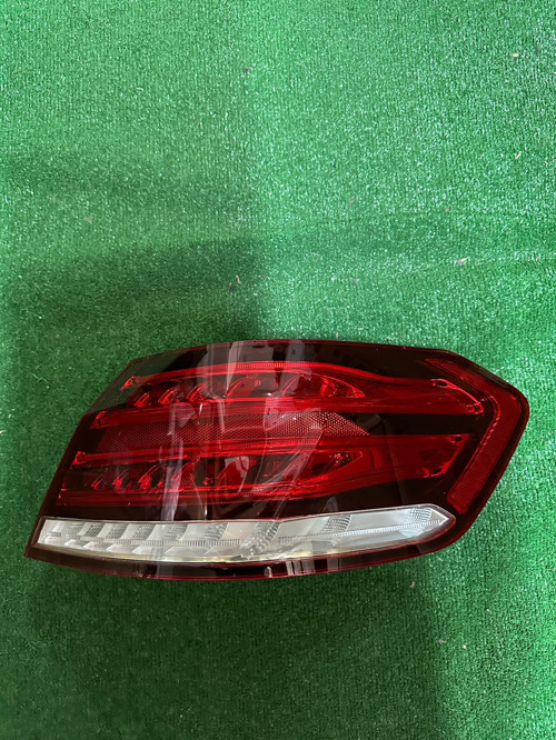 Mercedes w212 Sağ Dış Stop Lambası 2013-2016