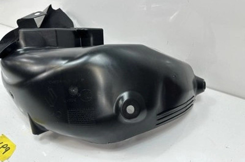 Renault Clio Arka Çamurluk Davlumbazı Sağ 2020- (Oem No: 767488101R)