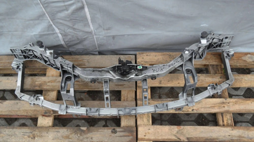 Ford Kuga Ön Panel Orta Desteklı 2008- (Oem No: 8V418B041Ak)