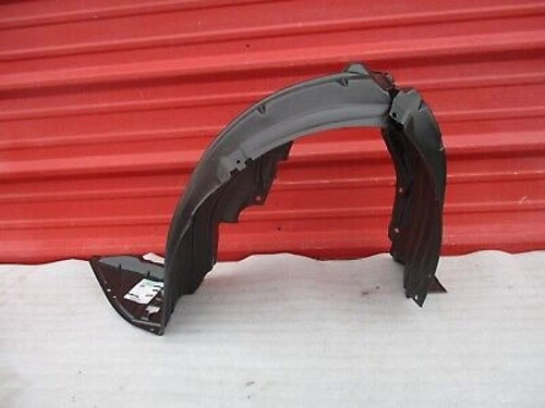 Mazda 3 Ön Çamurluk Davlumbazı Sol 2012- (Oem No: B45A-56-140H)
