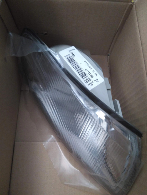 Opel Vectra Ön Sinyal Sağ 1995-1999 (Oem No: 90543321)