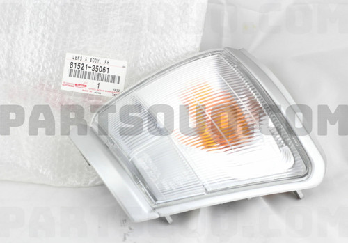 Toyota Hilux Ön Sinyal Sol 1998-2000 (Oem No: 8152135061)