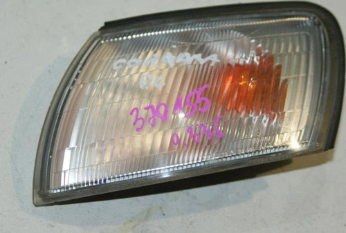 Toyota Carina Ön Sinyal Sol 1993-1997 (Oem No: 8152120650)