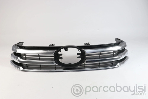 Toyota Hilux Ön Panjur 5 Nikelaj Bandlı Logo Taşıyıcılı 2015- (Oem No: 531000K500)