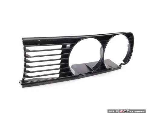 Bmw 3 Serisi Ön Panjur Desenlı Siyah Sağ 1987-201990 (Oem No: 51131945886)