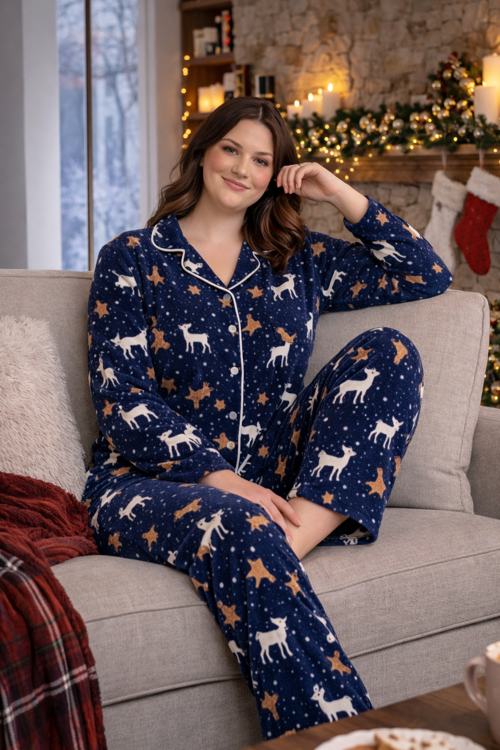 Kışlık Yılbaşı Desenli Kadın Gömlek Polar Pijama Takımı- Geyikli Yılbaşı Pijaması- Büyük Beden Pijama
