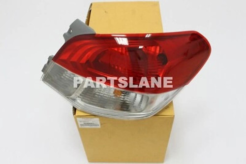 Mitsubishi Attrage Arka Stop Sağ 2013- (Oem No: 8330A852)