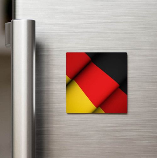 Almanya - Germany - Klasik Ülke Bayraklı Baskılı Buzdolap Magneti Kare 9x9 cm (1 Adet)