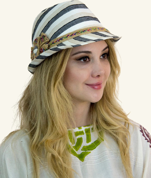 Şeritli Kadın Şapka 1575