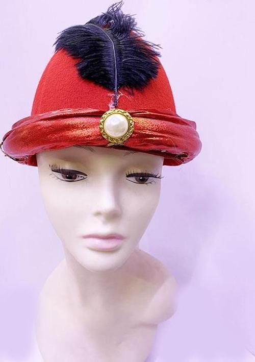 Siyah Tüylü Kırmızı Kumaş Kaplama Şehzade Sultan Şapkası Padişah Kavuğu