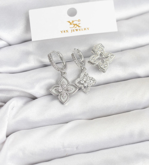 Pirinç Gümüş Renk Yonca Model YSX Trio Küpe Seti