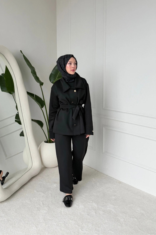 Sophie Model Bel Kemer ve Düğme Detaylı Kadın Takım Siyah