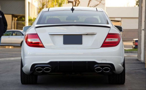 Mercedes w204 bagaj üstü spoiler pianoblack boyalı amg 2007 / 2014