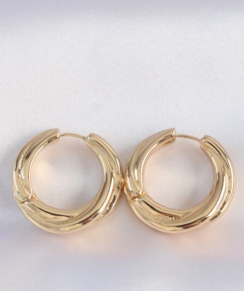 Pirinç Gold Renk Asimetrik Kıvrım Küpe - TJ-BKP8974