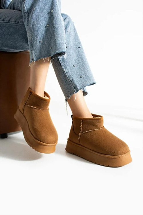 Süet Kadın Kışlık Ev Ve Dışarı Botu Terliği Ug Model Yüksek Kalın Tabanlı Kışlık İçi Yünlü Tüylü