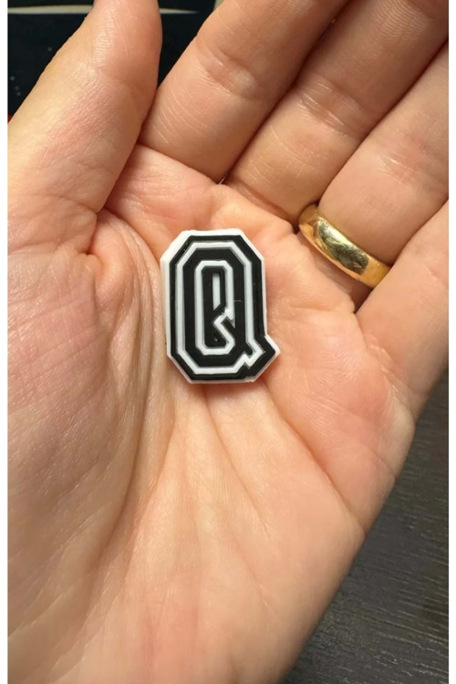 Terlik Süsü/Siyah Q Harfi