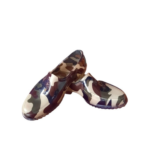 Kaydıırmaz Lastik Ayakkabı