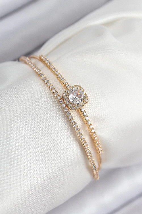Pirinç Zirkon Taşlı Baget Model Gold Renk Kadın Bileklik - TJ-BB7871