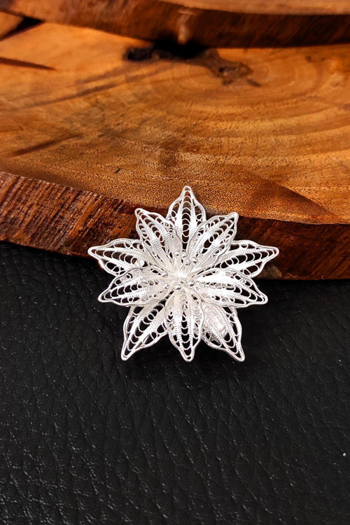 Gümüş Broş Çiçek Motifli Kadın Gümüş Yaka İğnesi 925 Ayar BRS-145