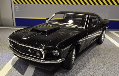 Koleksiyon 1 / 24 Ölçek 1969 Ford Mustang Boss 429 Siyah Arazi Aracı Model Metal Araba