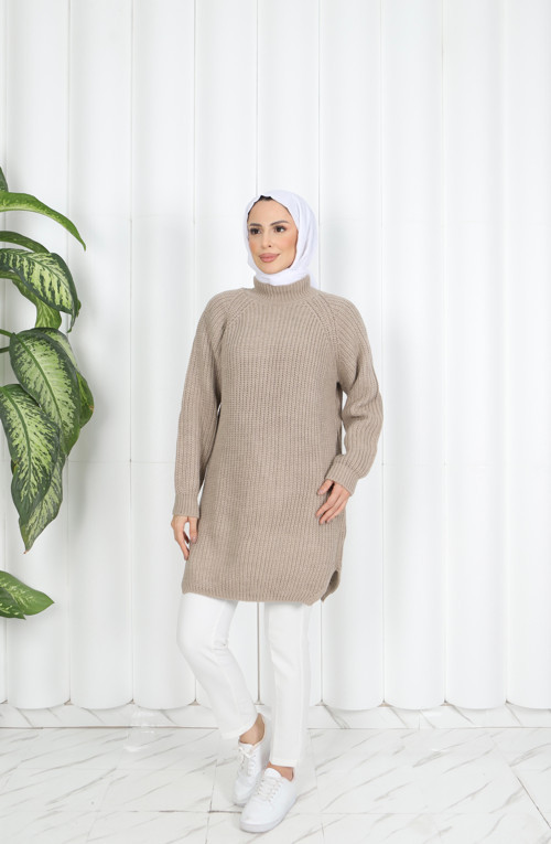 Yırtmaçlı Kalın Triko Tunik