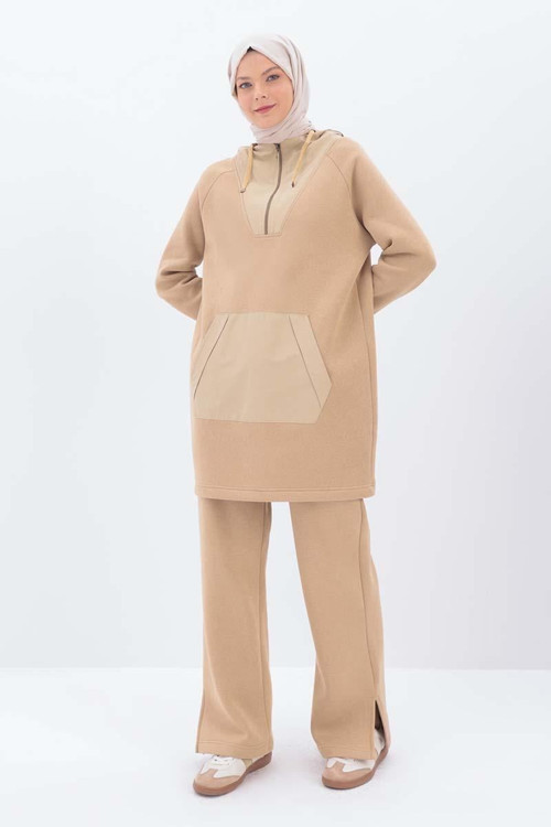 Bej-Garnili Kanguru Cepli Eşofman Takımı