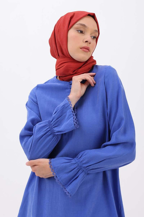 Saks-Fisto Detaylı Sık Düğmeli Tensel Tunik