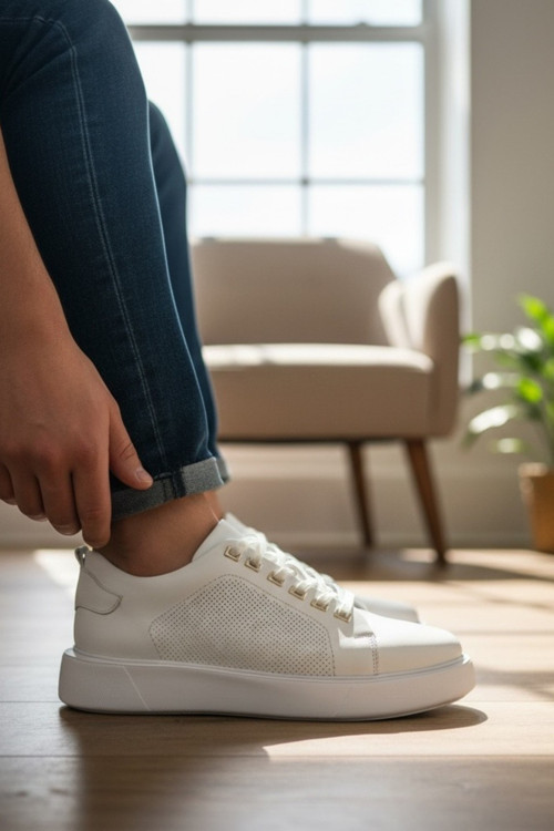 Hakiki Deri Lazer Kesim Detaylı Günlük Erkek Sneaker Comfort Taban