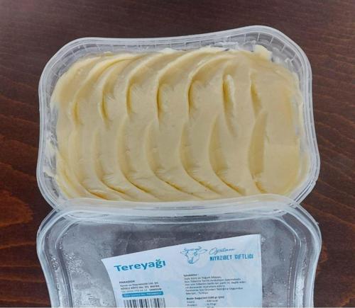 Tuzlu Doğal Yayık Tereyağı 450 Gr Karadeniz Çiftlik Sütünden Gurme Lezzet