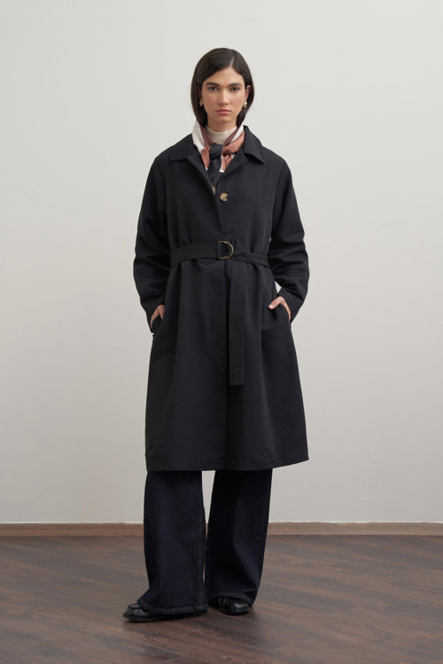 Siyah-Kuşaklı Uzun Trençkot