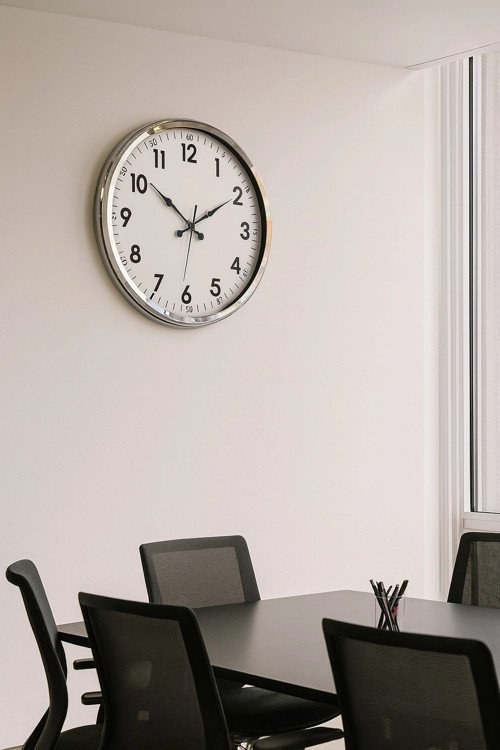 Zentime Sade Ve Şık Krom 52 Cm Metal Dekoratif Duvar Saati