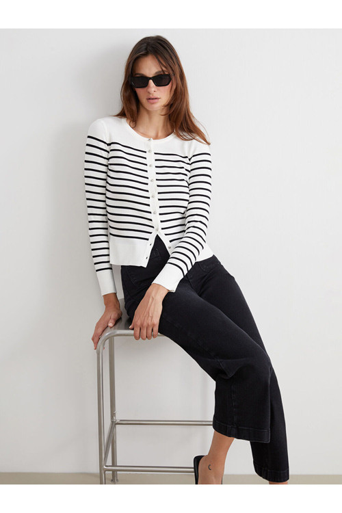 Bisiklet Yaka Çizgili Kadın Triko Hırka