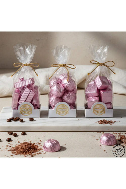 Pembe Seri Fındık Kremalı Karışık Dolgulu Çikolata 3’lü Paket 450 GR – Hediyelik Çikolata