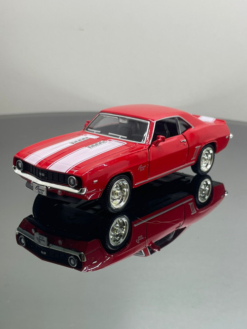 1969 Chevrolet Camaro 1:32 ölçek Metal Çek bırak model araba 12 cm