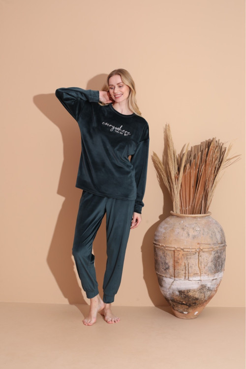 Kadife Uzun Kol Kadın Pijama Takımı