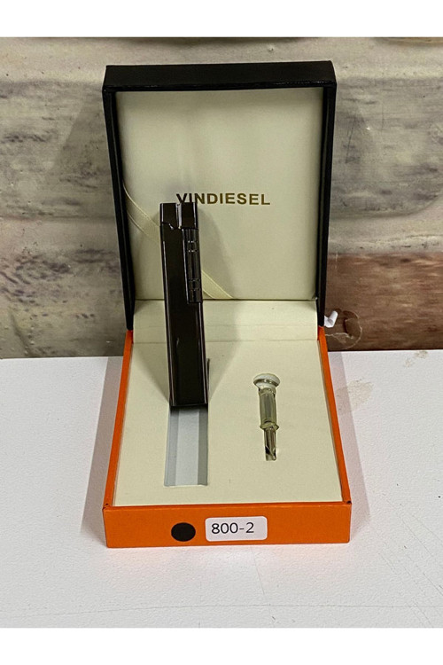 Düz Füme Renk Gazlı İnce Model Kişiye Özel Çakmak