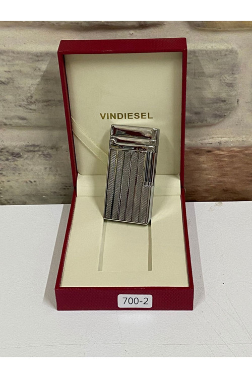 Gri Renk Dik Nokta Desenli Gazlı Kişiye Özel Çakmak