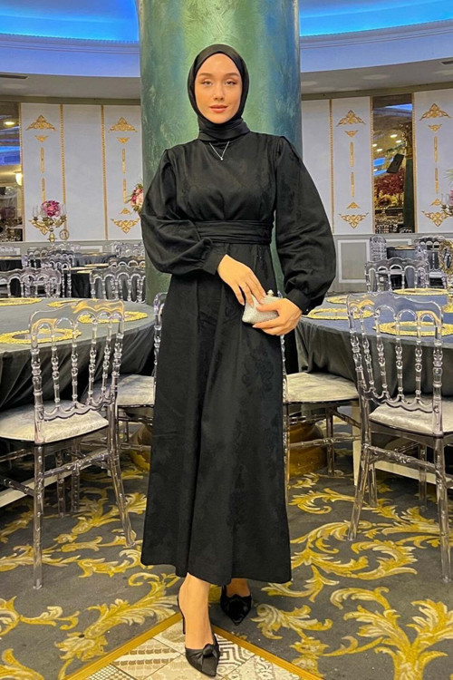 Siyah Jakarlı Abiye