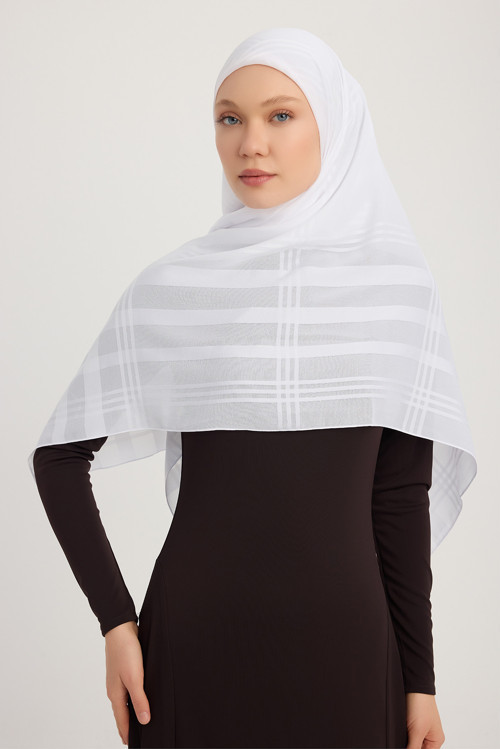 A25256 Jakarlı Ekose Şifon Eşarp 120x120cm - Beyaz