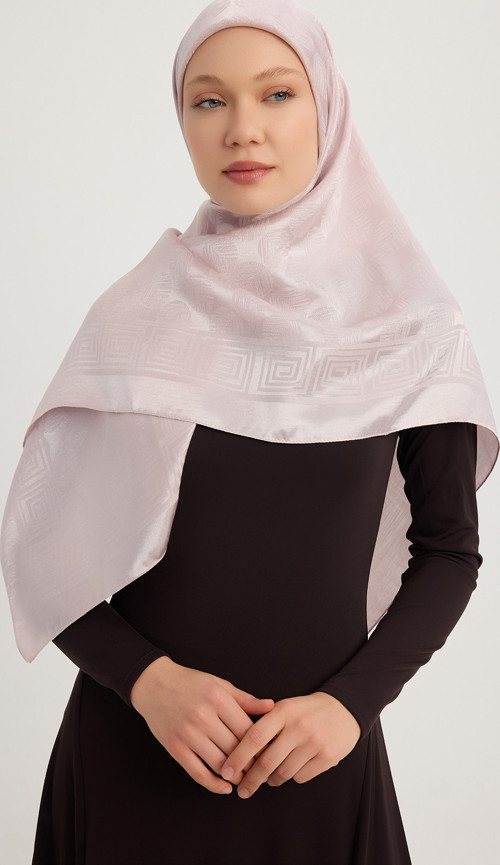 A1111 Jakarlı Parlak Saten Eşarp 110x110cm - Pudra
