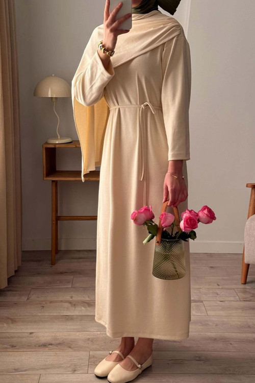 Krem Şal Yaka Elbise