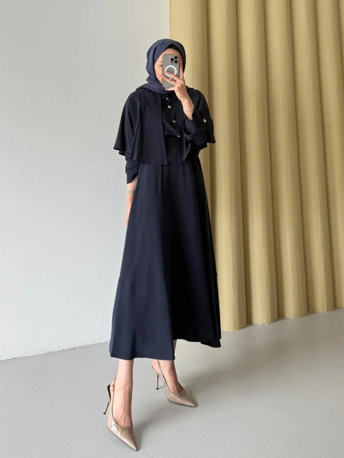 Kadın Pelerin Detaylı Gömlek Etek Takım