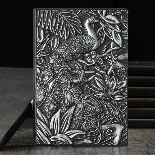 Hediyelik Gümüş Tavus Kuşu Kabartmalı Deri Defter 3D