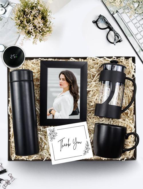 500 Ml Siyah Dereceli Termos & Siyah Çerçeve & Siyah French Press & Siyah Mat Kupa Hediye Seti