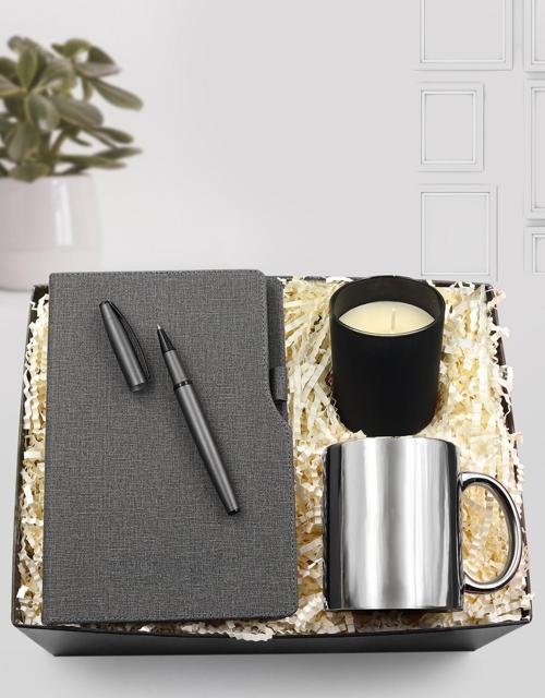 Termo Deri Gri Defter & Gri Roller Kalem & Vanilya Kokulu Bardak Mum & Gümüş Harf Kupa Hediye Seti